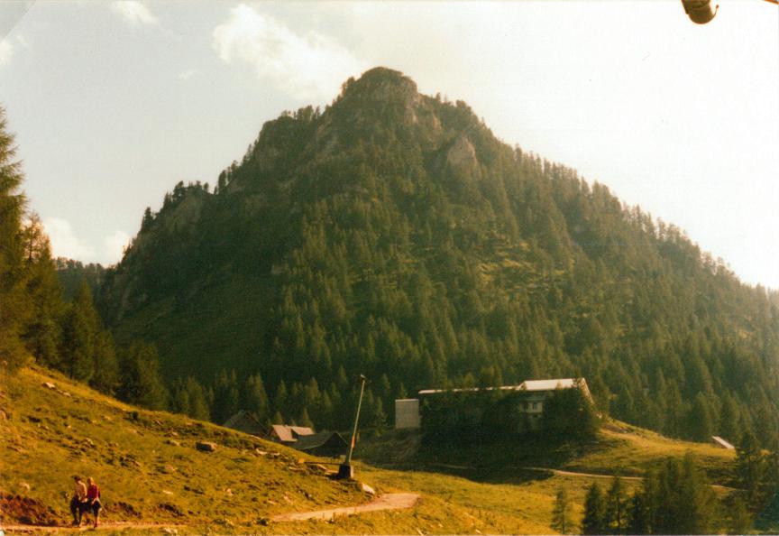 Bergstation mit Wurzer-Kamm